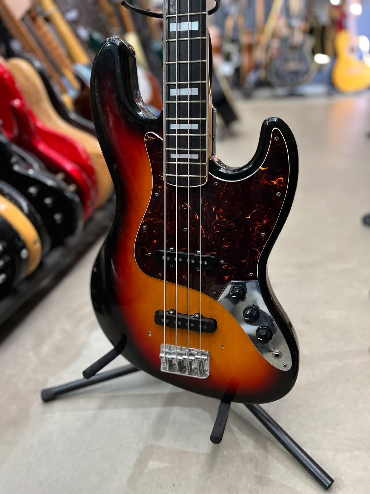 Baixo Fender  Greco japonês miniatura 2