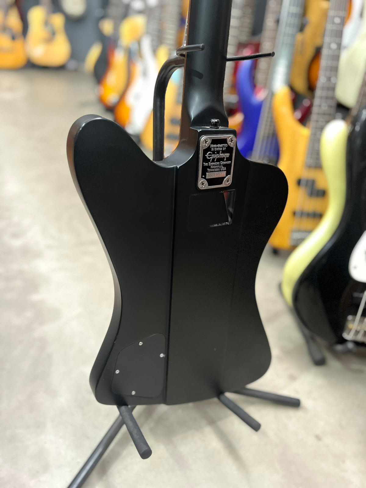 Baixo Epiphone Preto Fosco 4 cordas miniatura 9
