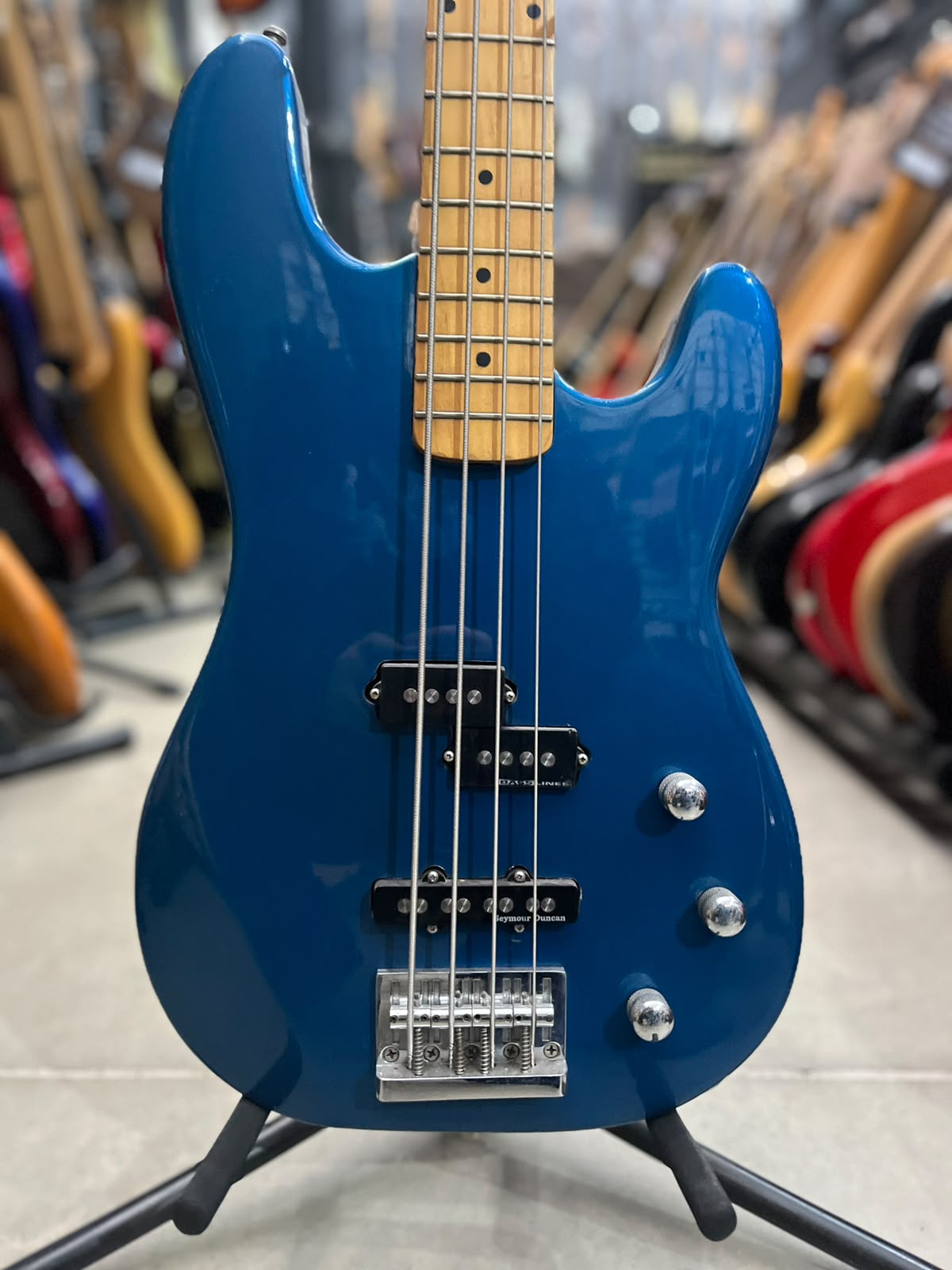 Baixo Dolphin Modelo: Precision Bass 4 cordas