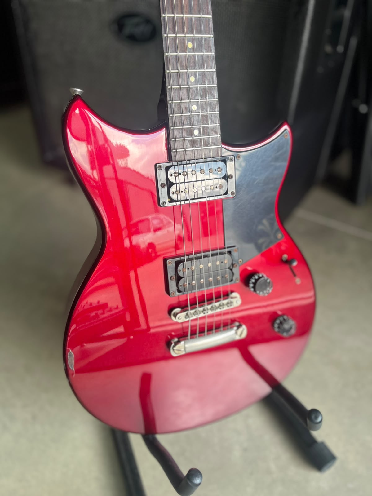 GUITARRA  YAMAHA VINHO STRATO miniatura 3