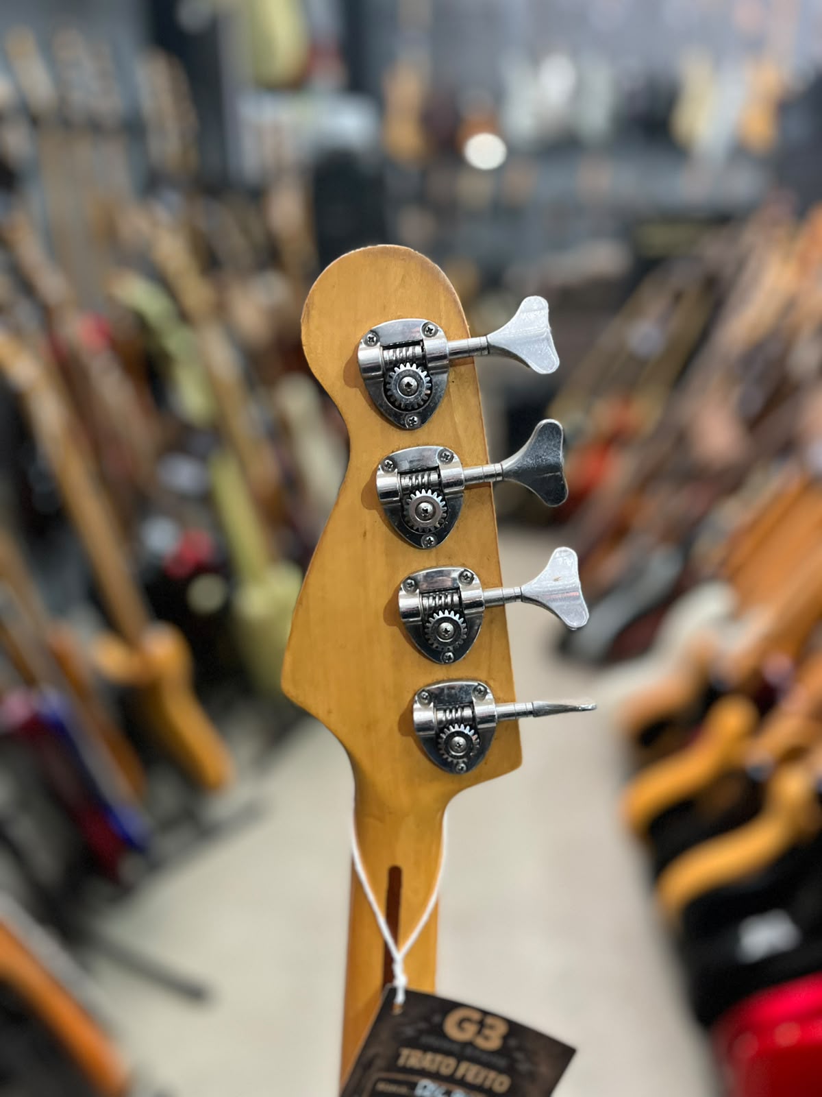 Baixo Dolphin  Modelo: Precision Bass 4 cordas miniatura 7
