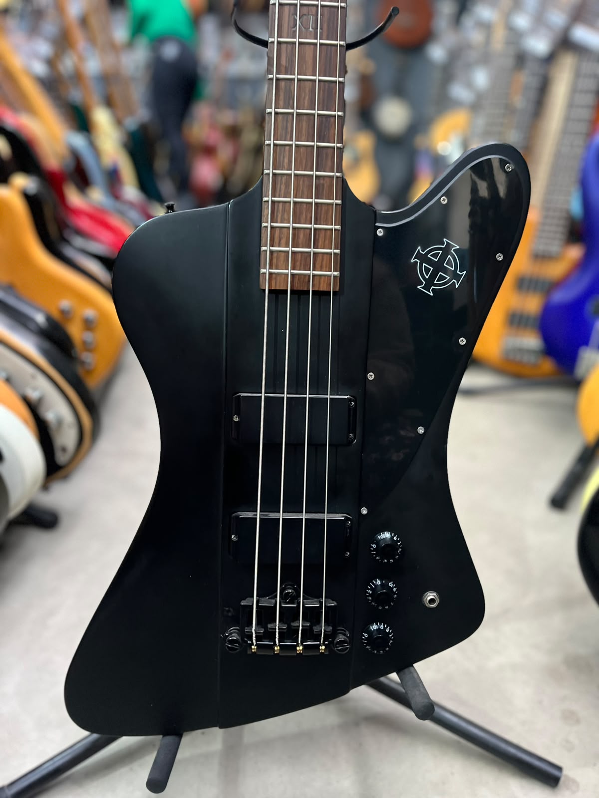 Baixo Epiphone Preto Fosco 4 cordas