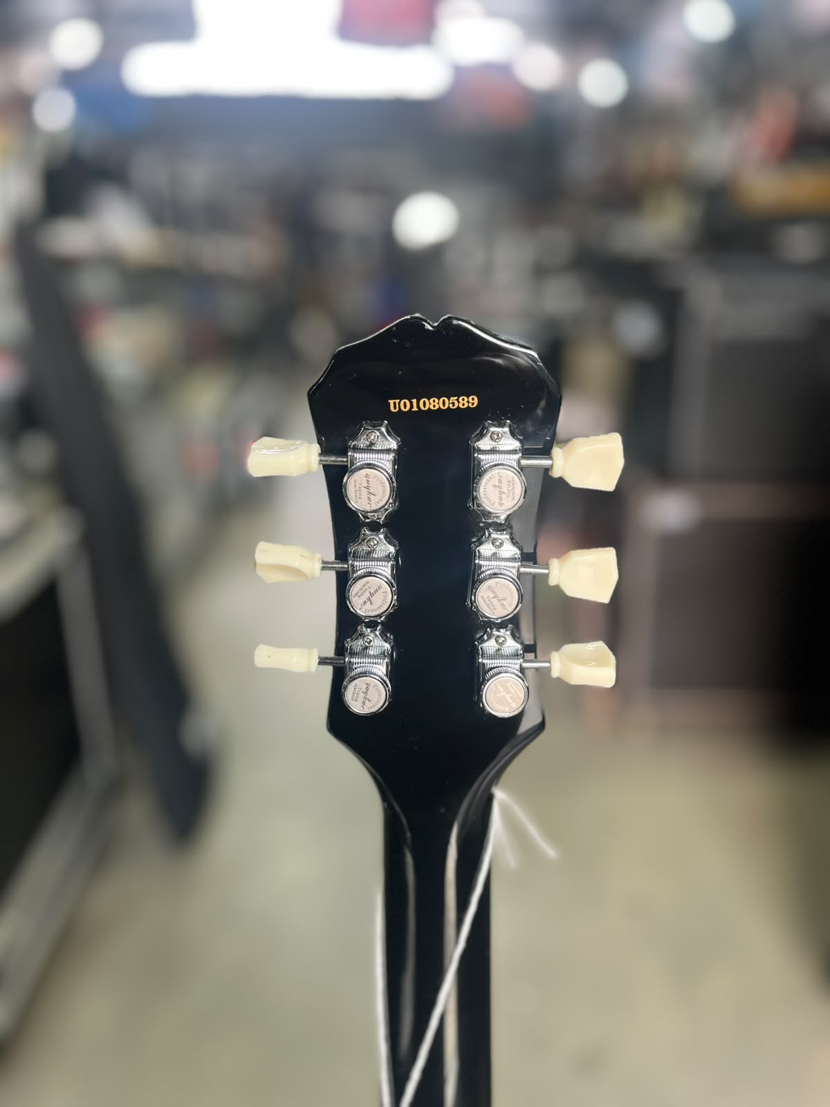 Guitarra Epiphone Les Paul standard dourada miniatura 7