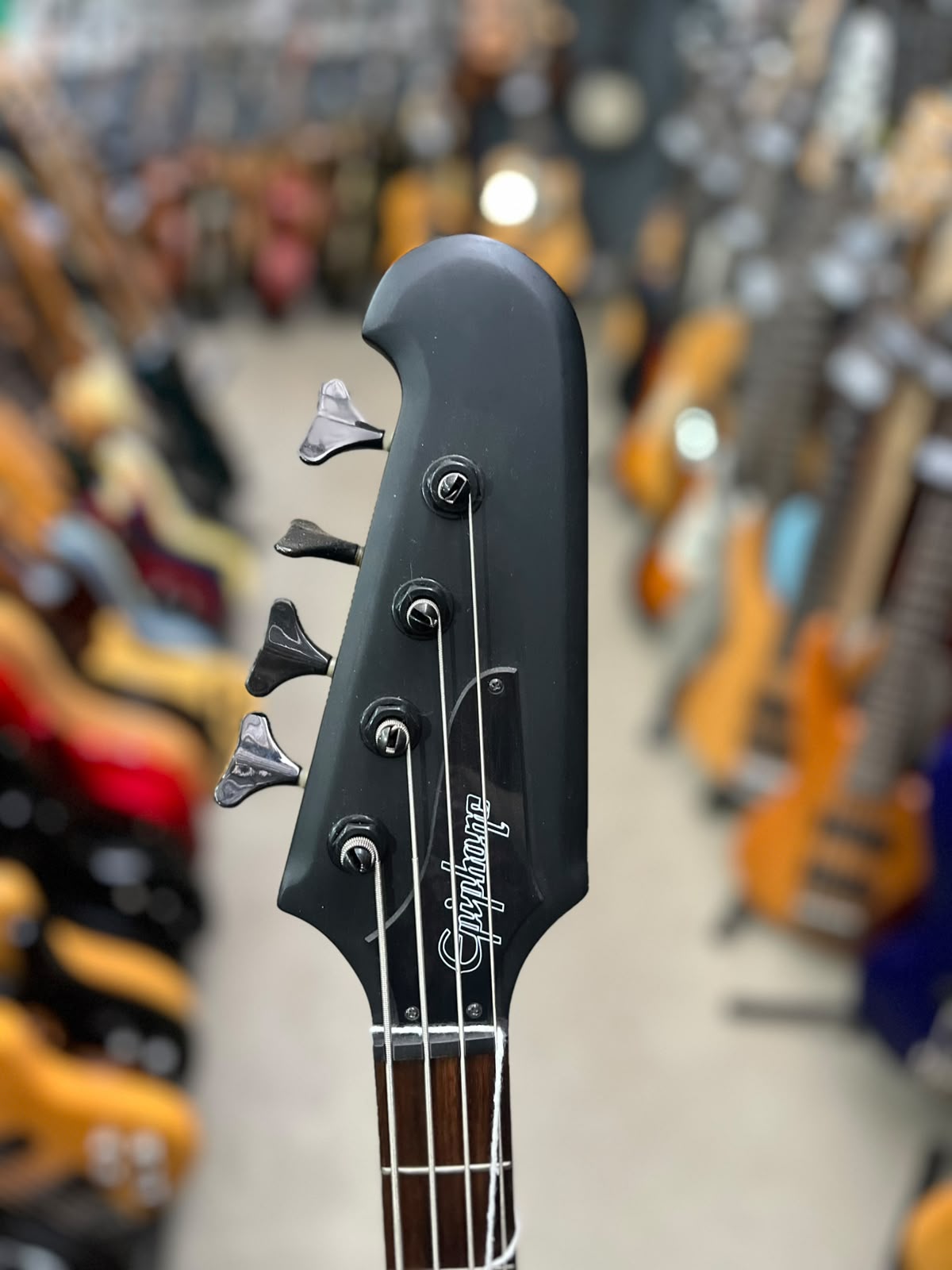 Baixo Epiphone Preto Fosco 4 cordas miniatura 6