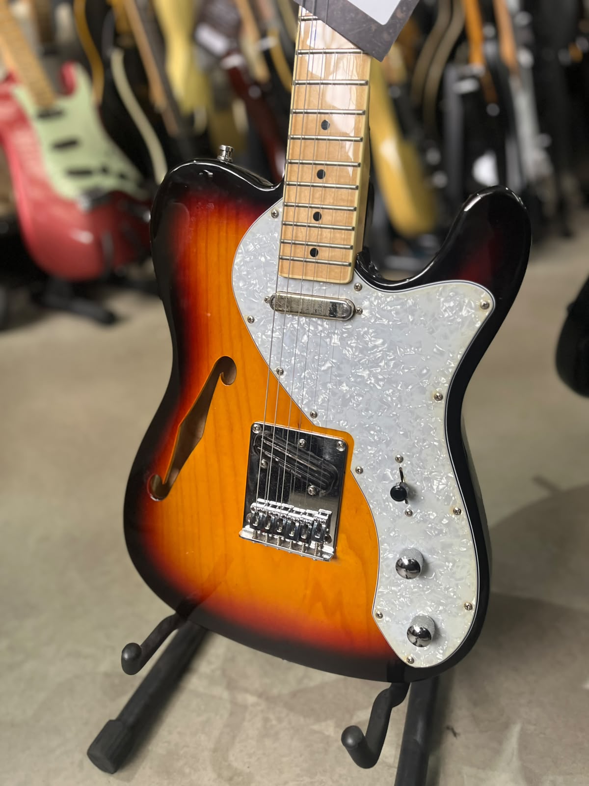Guitarra SX VTG Series Sunburst Escudo perolado miniatura 2