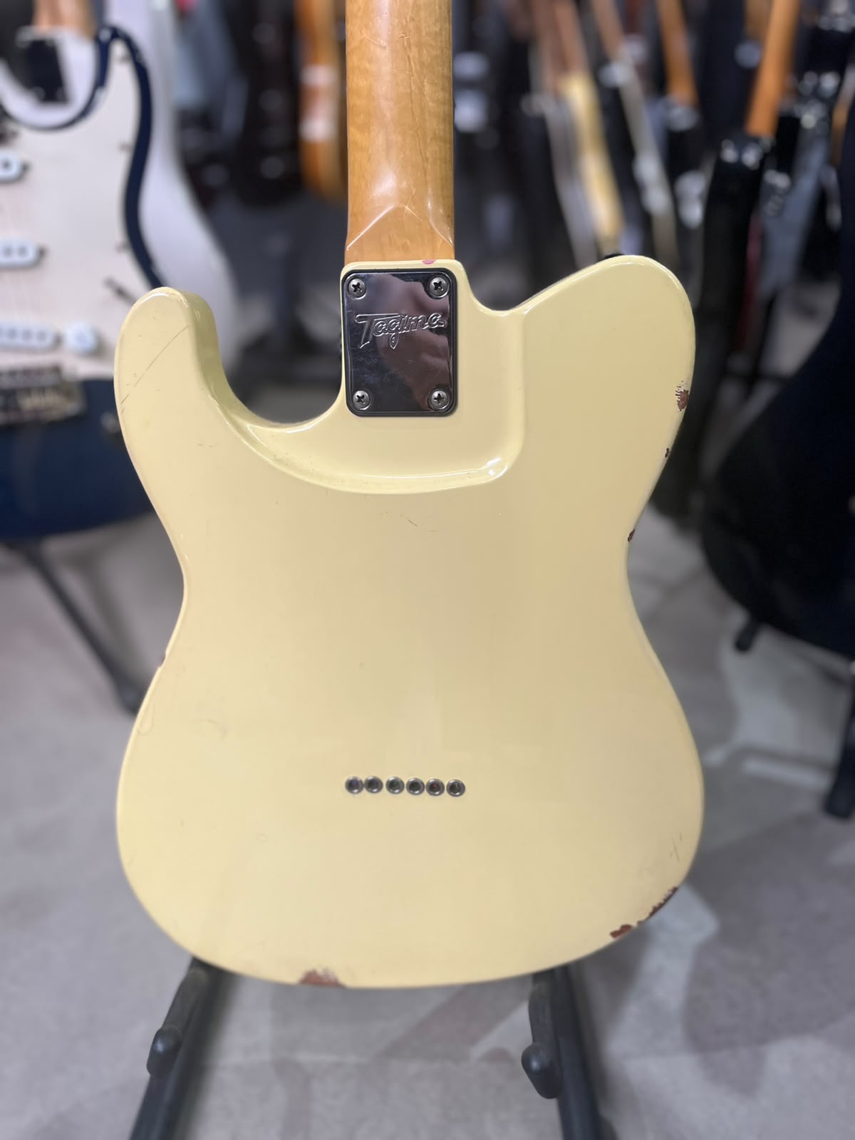 Guitarra Marca tagima  Modelo 505 telecaster  miniatura 7