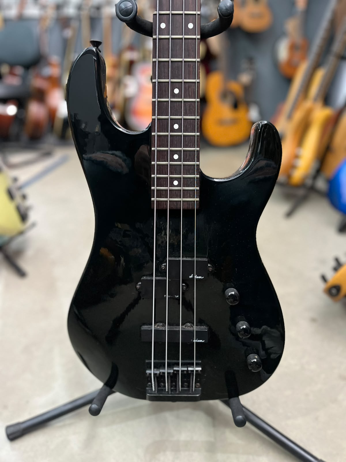 Baixo Jackson Preto PS-5