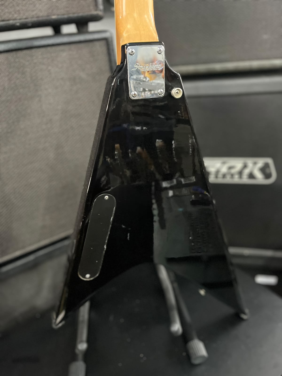 Guitarra Strinberg Flying v CLG 45 Preta miniatura 7