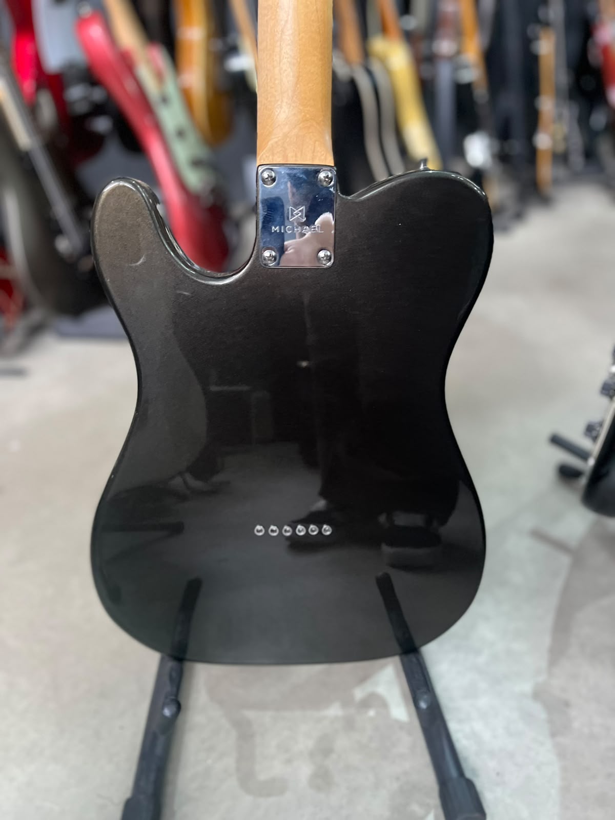 Marca Michael  Modelo telecaster customizada miniatura 7