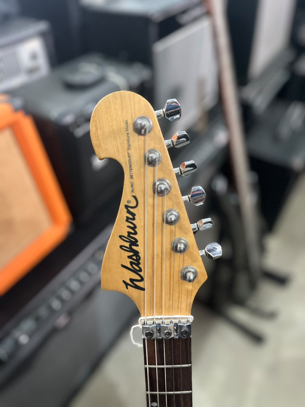 GUITARRA WASHBURN NUNO BETTENCOURT NATURAL COM FLOYD miniatura 5