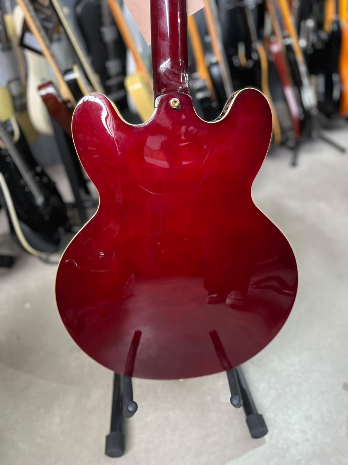 Epiphone Semi Acústica Riviera Custon p93 vermelha escudo preto miniatura 8