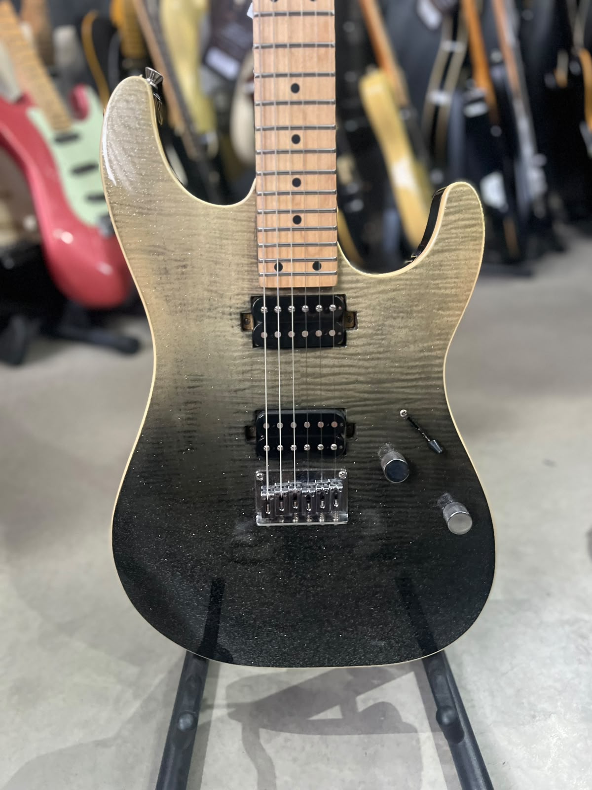 GUITARRA SEIZI KATANA PHANTOM