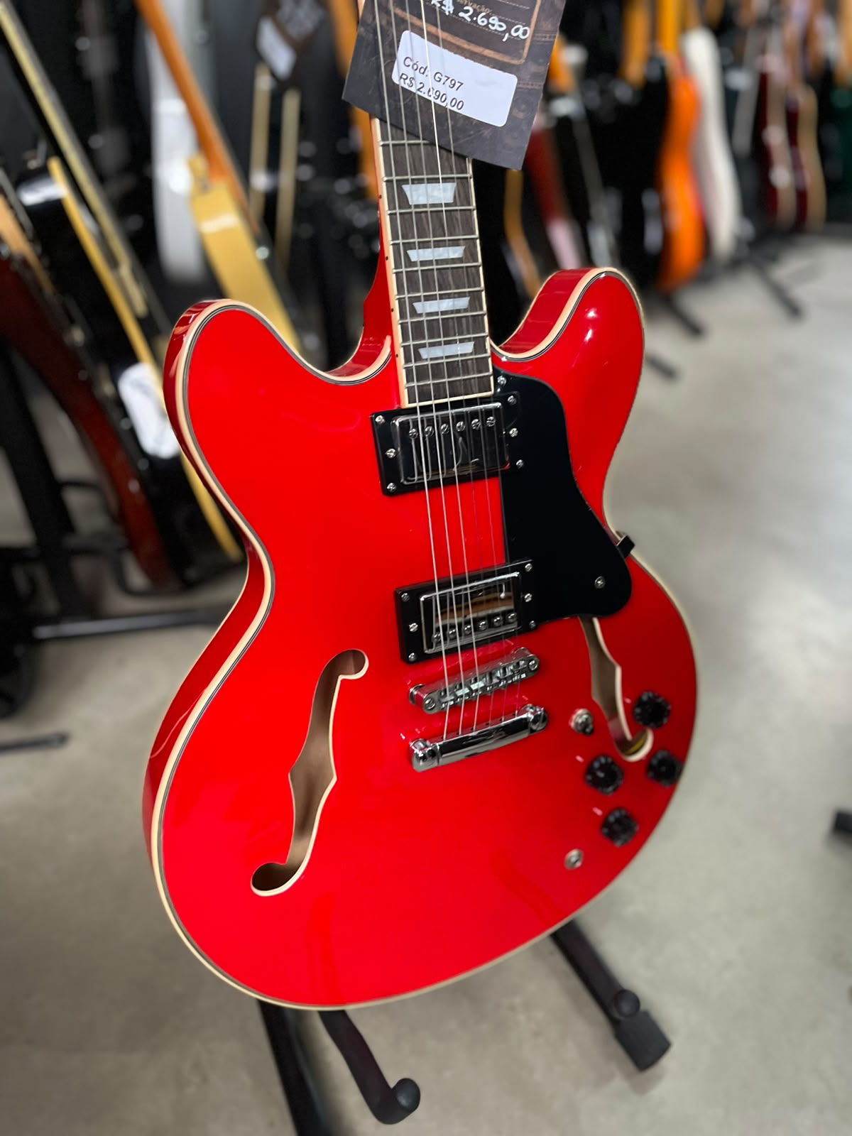 Guitarra Strinberg Semi acústica SHS300 RD V ermelha escudo preto miniatura 3
