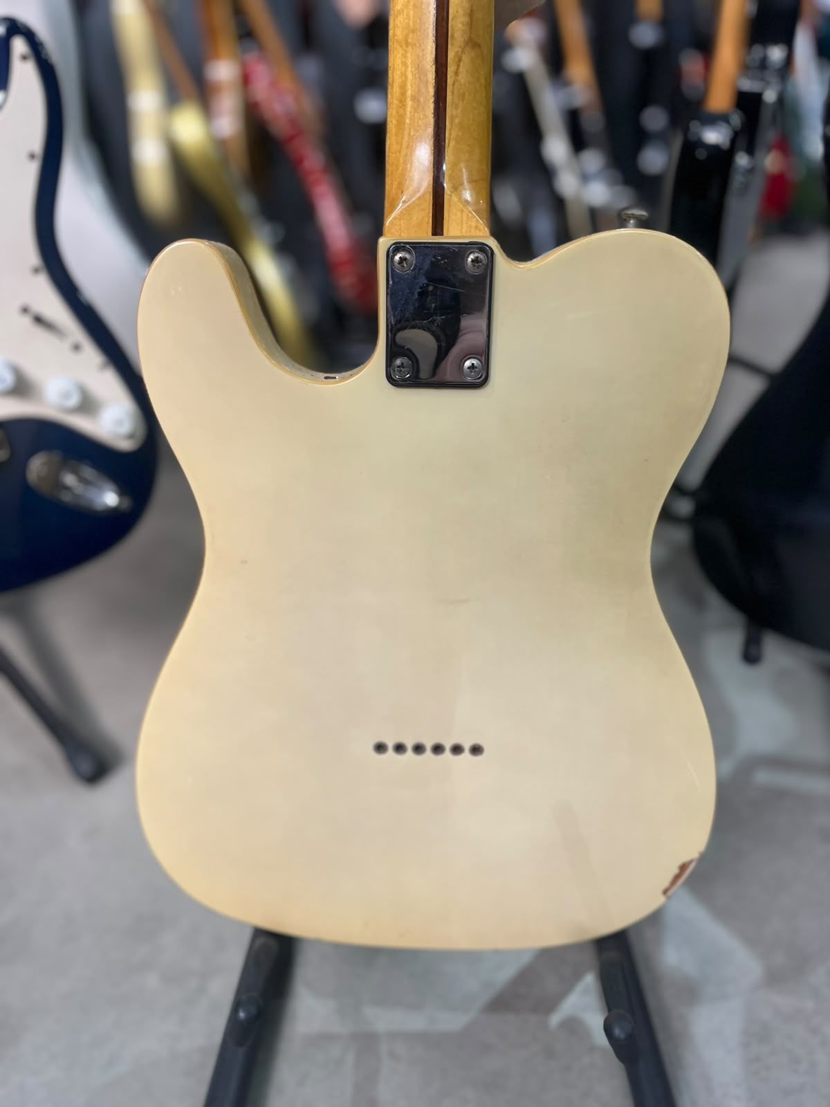 Guitarra Nolan  Telecaster creme escudo preto miniatura 7