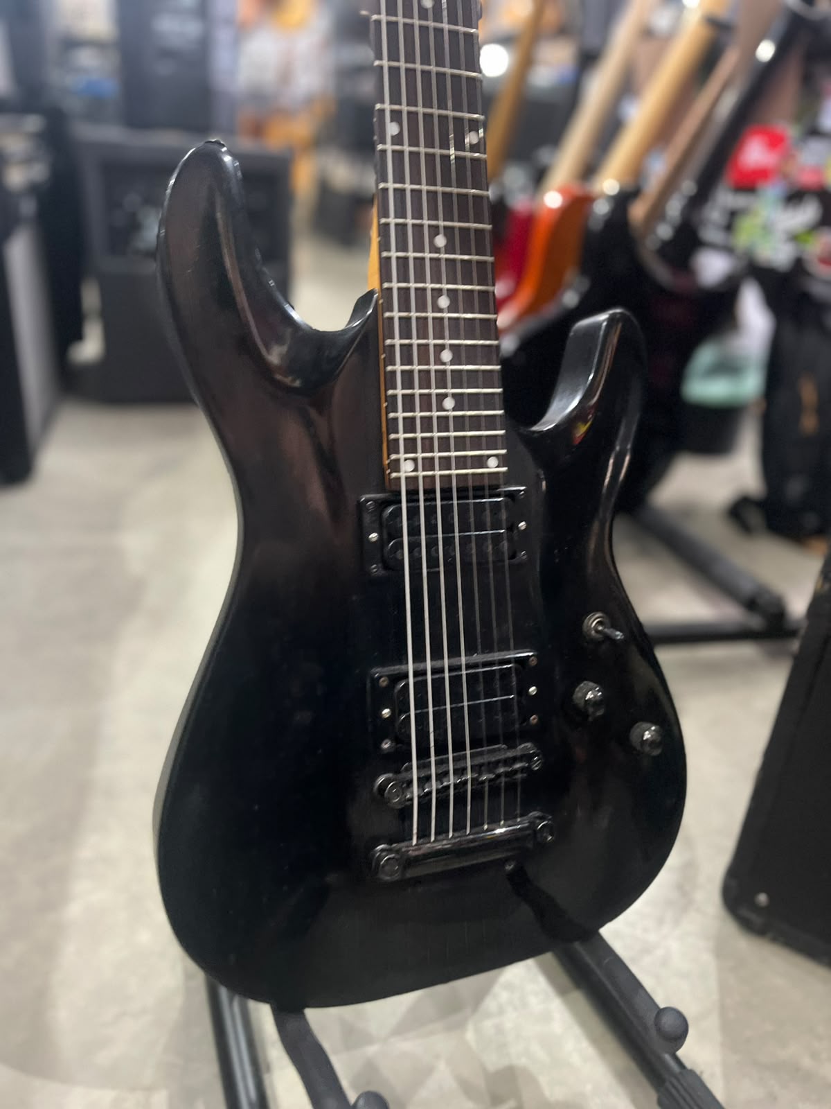 Guitarra Marca Schecter Modelo: Diamond Séries 7 Cordas miniatura 3