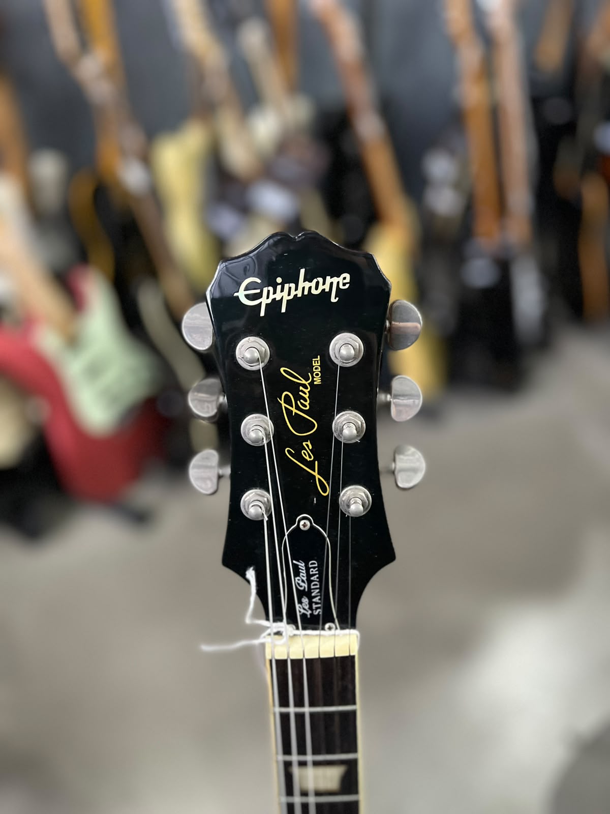 Guitarra Epiphone Standard Les Paul  Brown burst miniatura 5