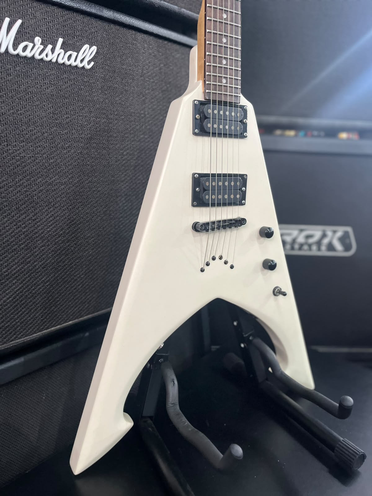 Guitarra Dean Flying V Branca miniatura 4