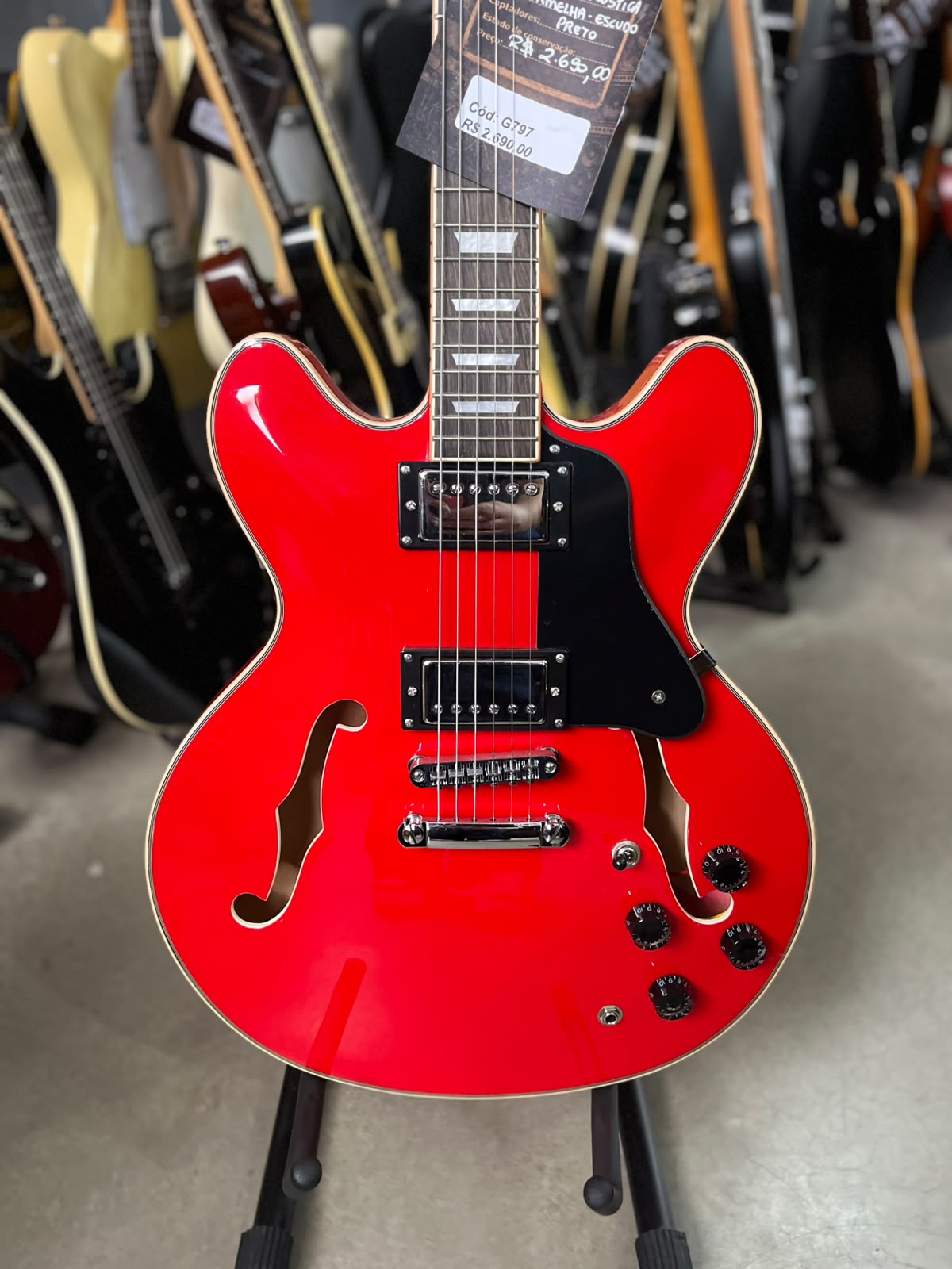 Guitarra Strinberg Semi acústica SHS300 RD V ermelha escudo preto