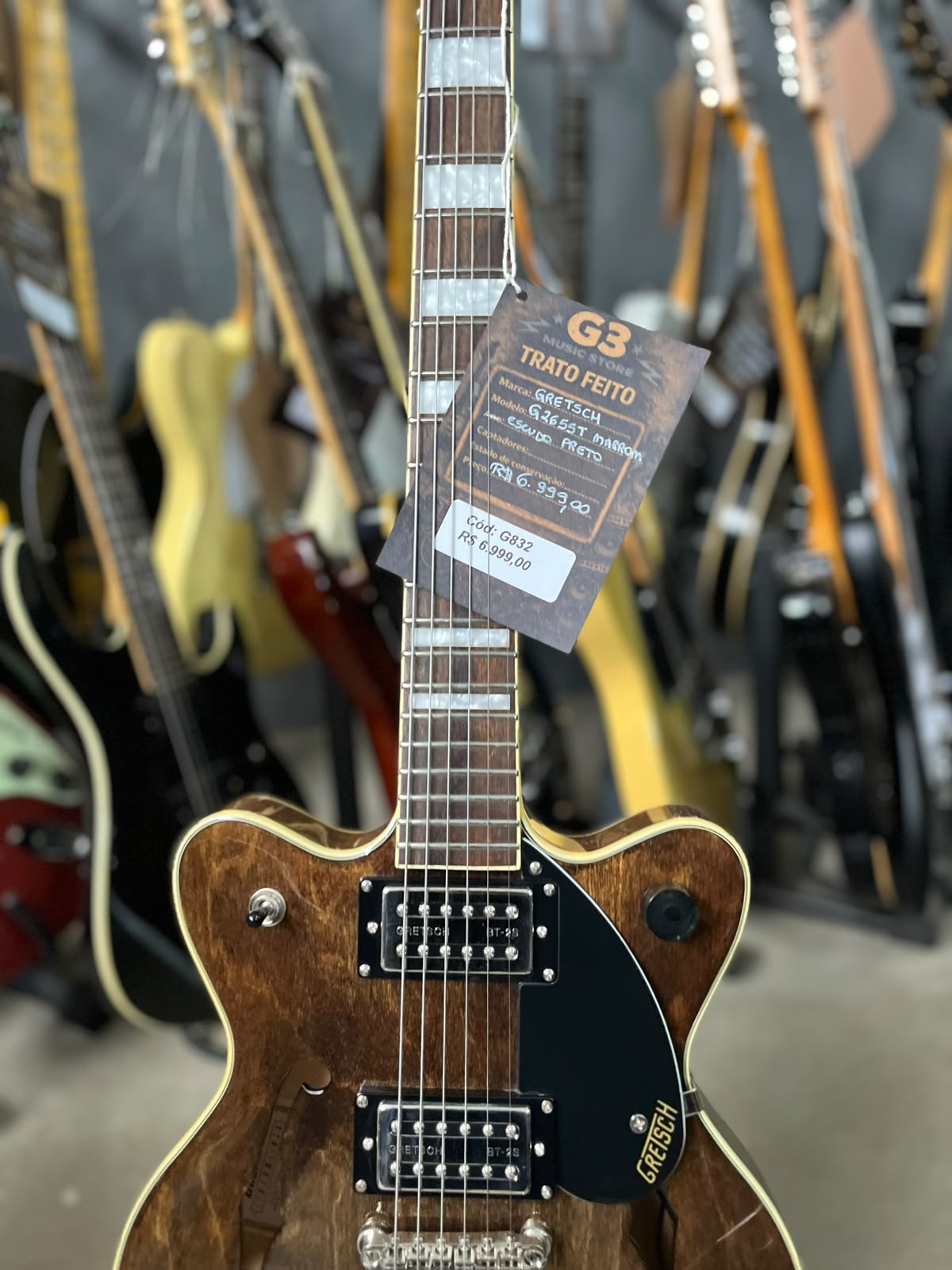 Guitarra Gretsch G2655T marrom escudo preto miniatura 4