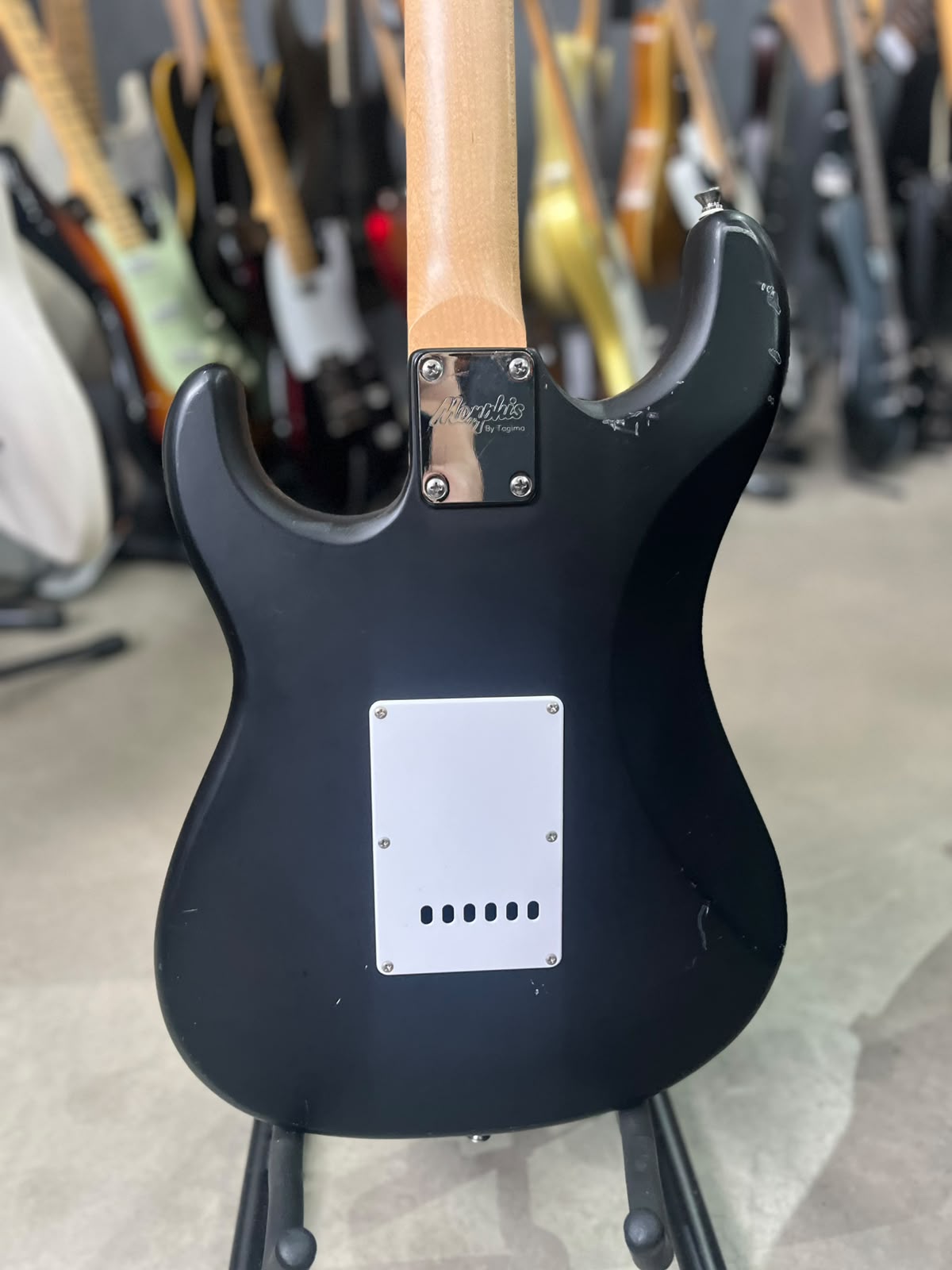 Guitarra Memphis MG32 Strato  Preta fosca escudo branco miniatura 8