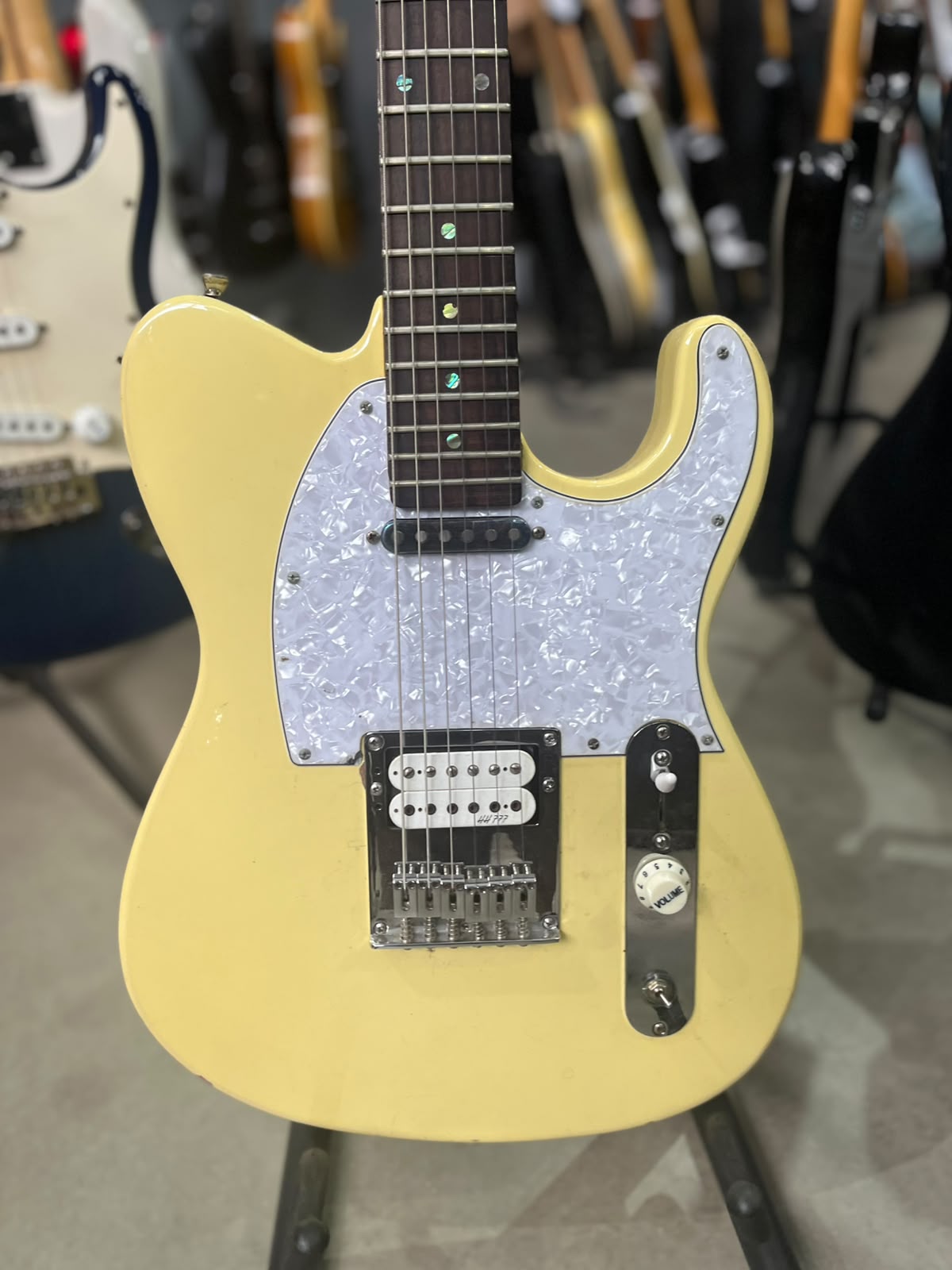 Guitarra Marca tagima  Modelo 505 telecaster 