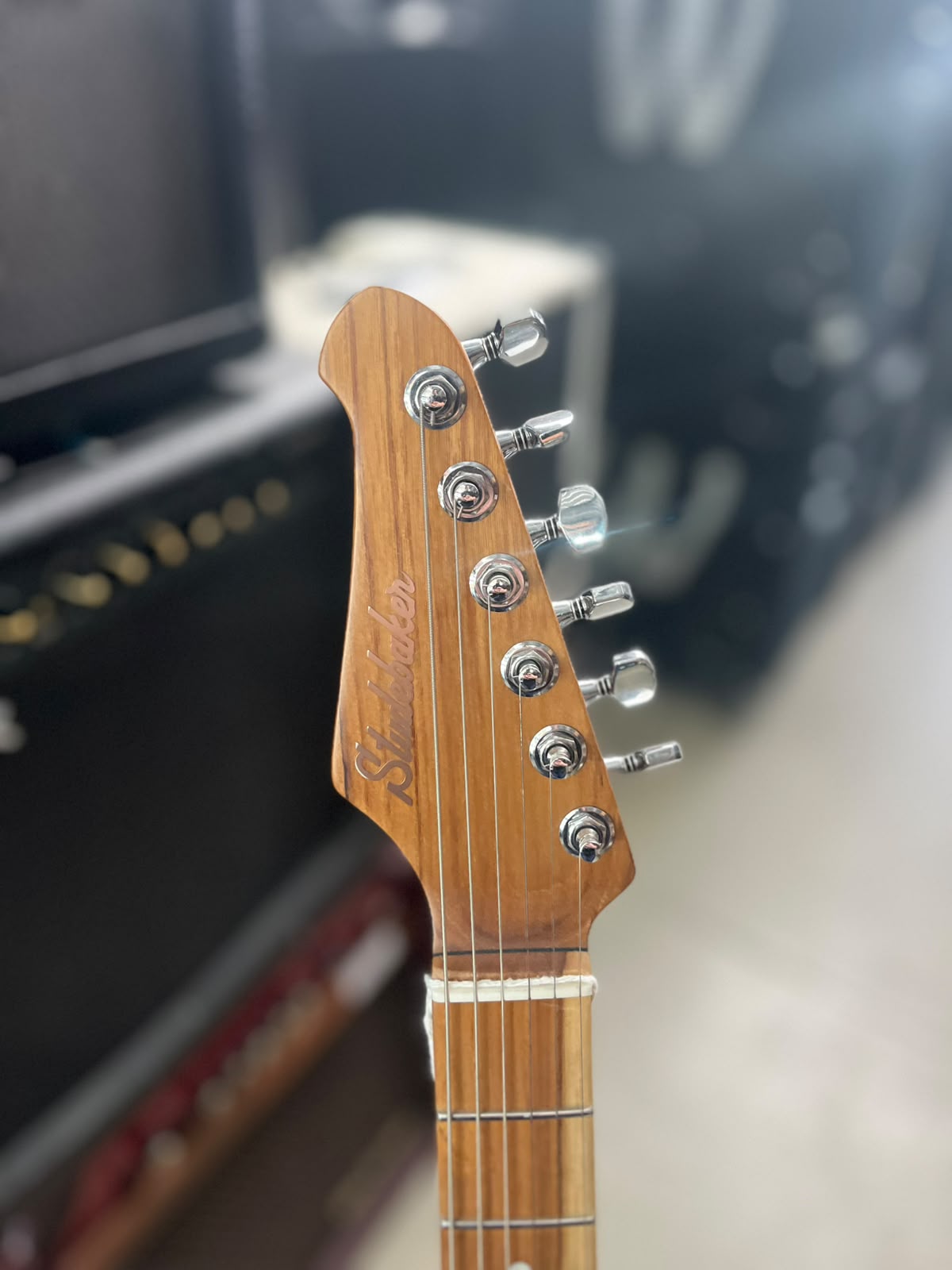 Guitarra Studebaker Sceptre miniatura 6