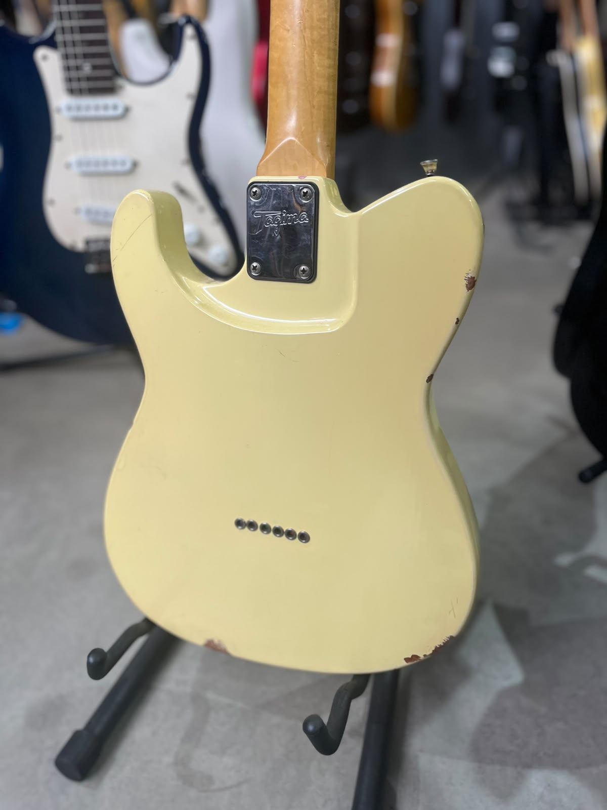 Guitarra Marca tagima  Modelo 505 telecaster  miniatura 8