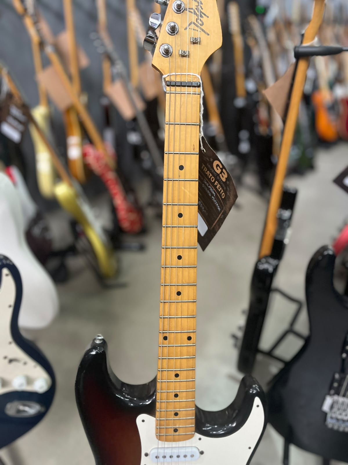 Guitarra Dolphin Strato vintage miniatura 5