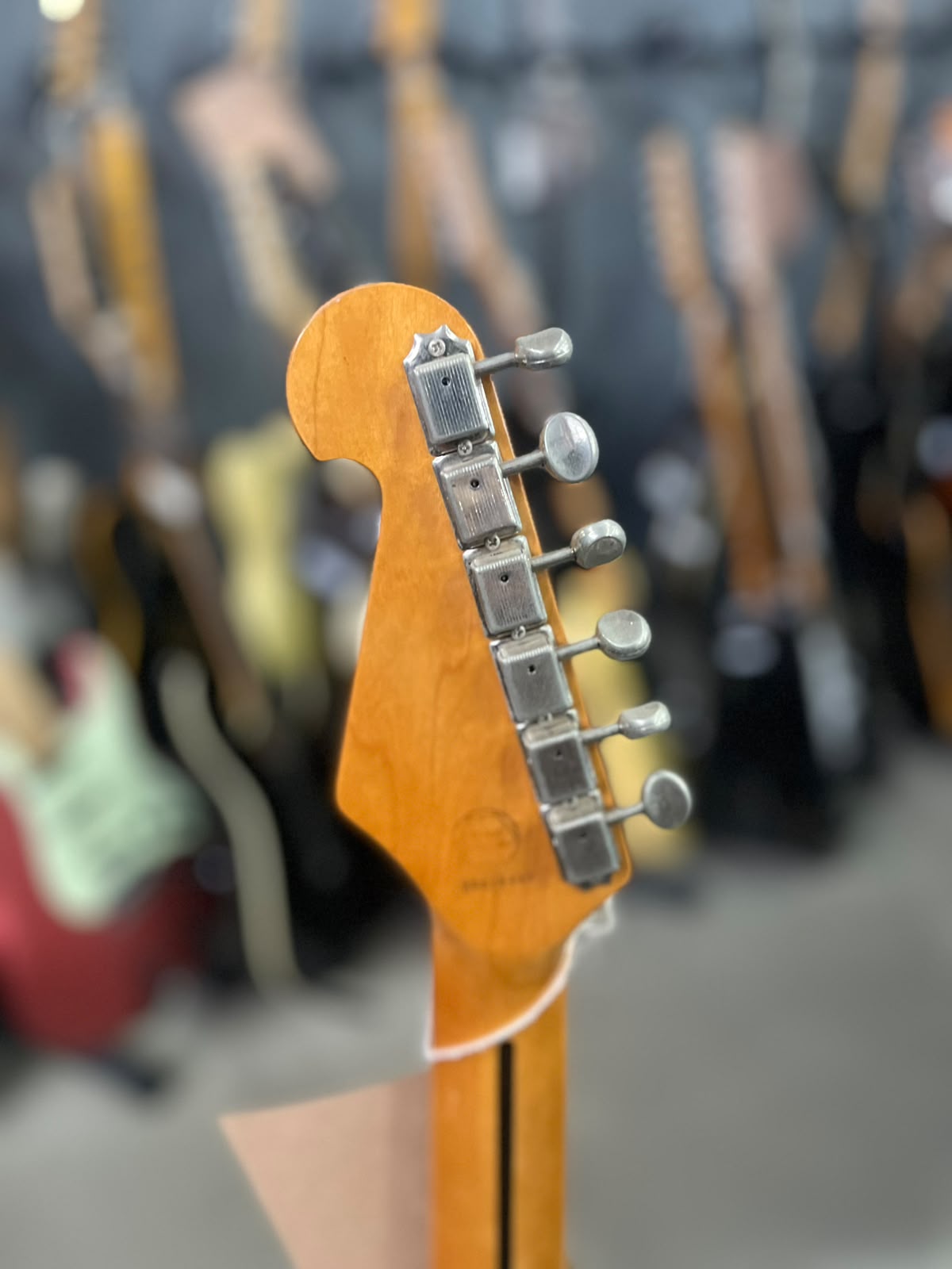 Guitarra Sx VTG séries Creme escudo branco miniatura 6