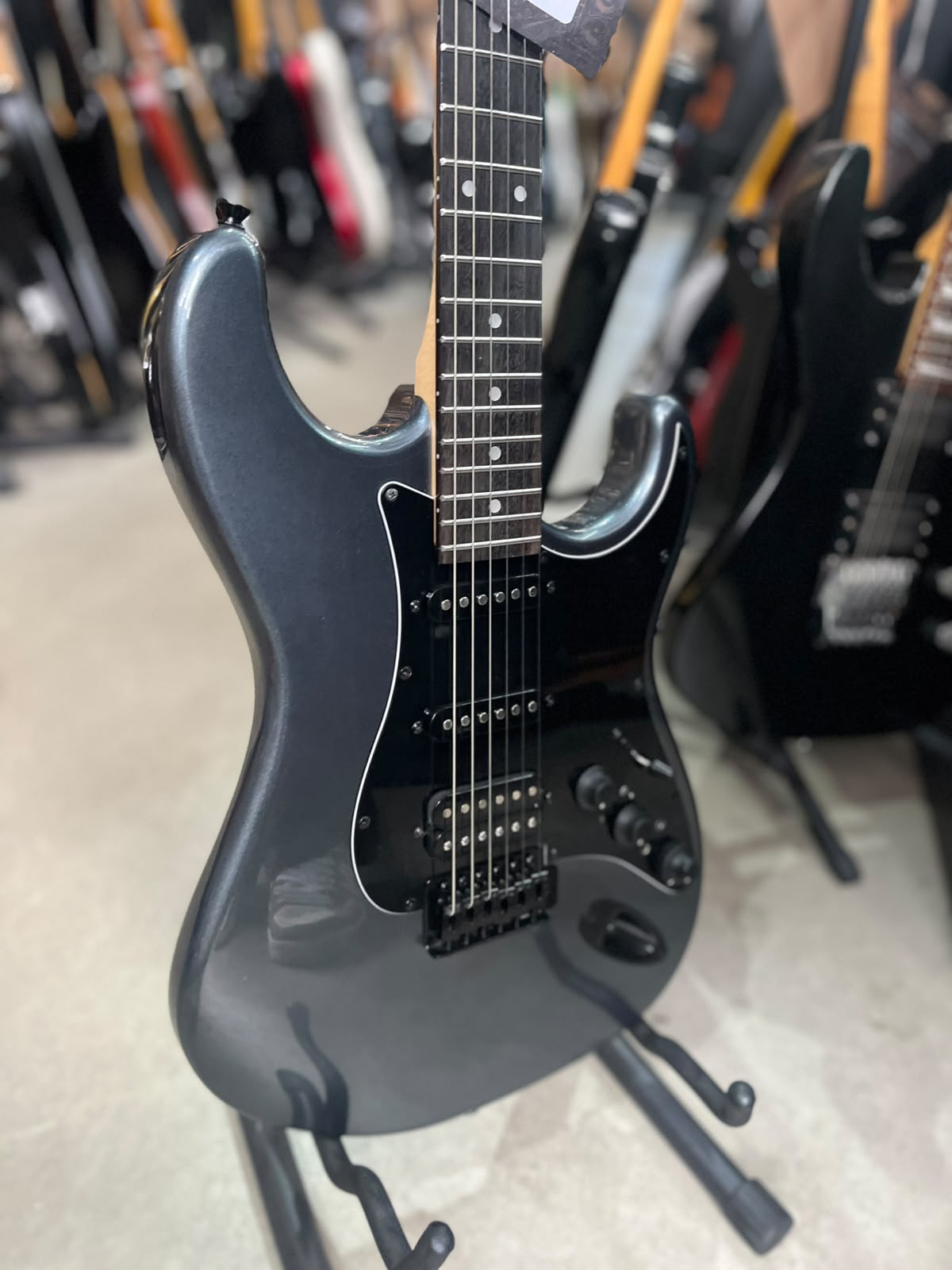 GUITARRA TAGIMA SIXMART CINZA ESCUDO PRETO miniatura 3