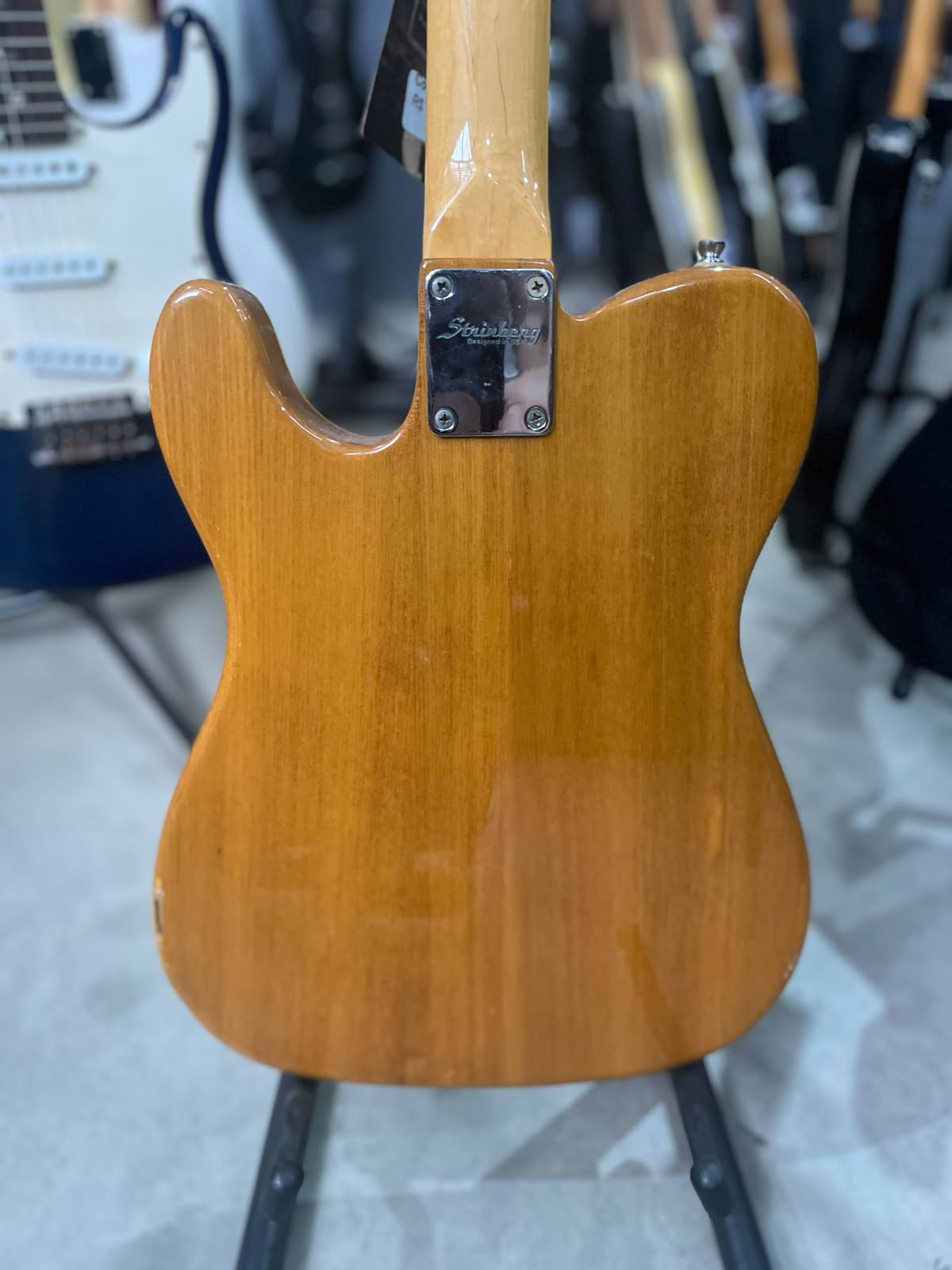 Guitarra Marca Strinberg ThinLine miniatura 7