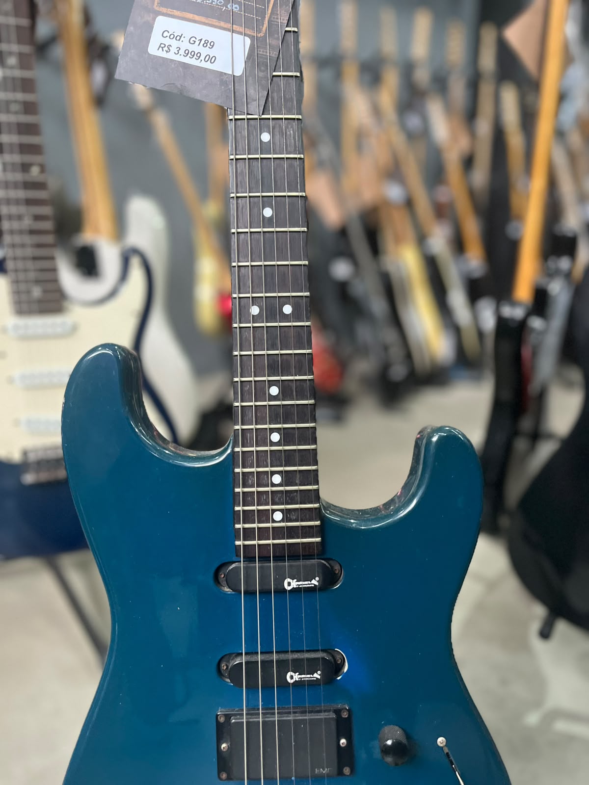 Guitarra Marca Charvette Modelo: Com Floyd  miniatura 5