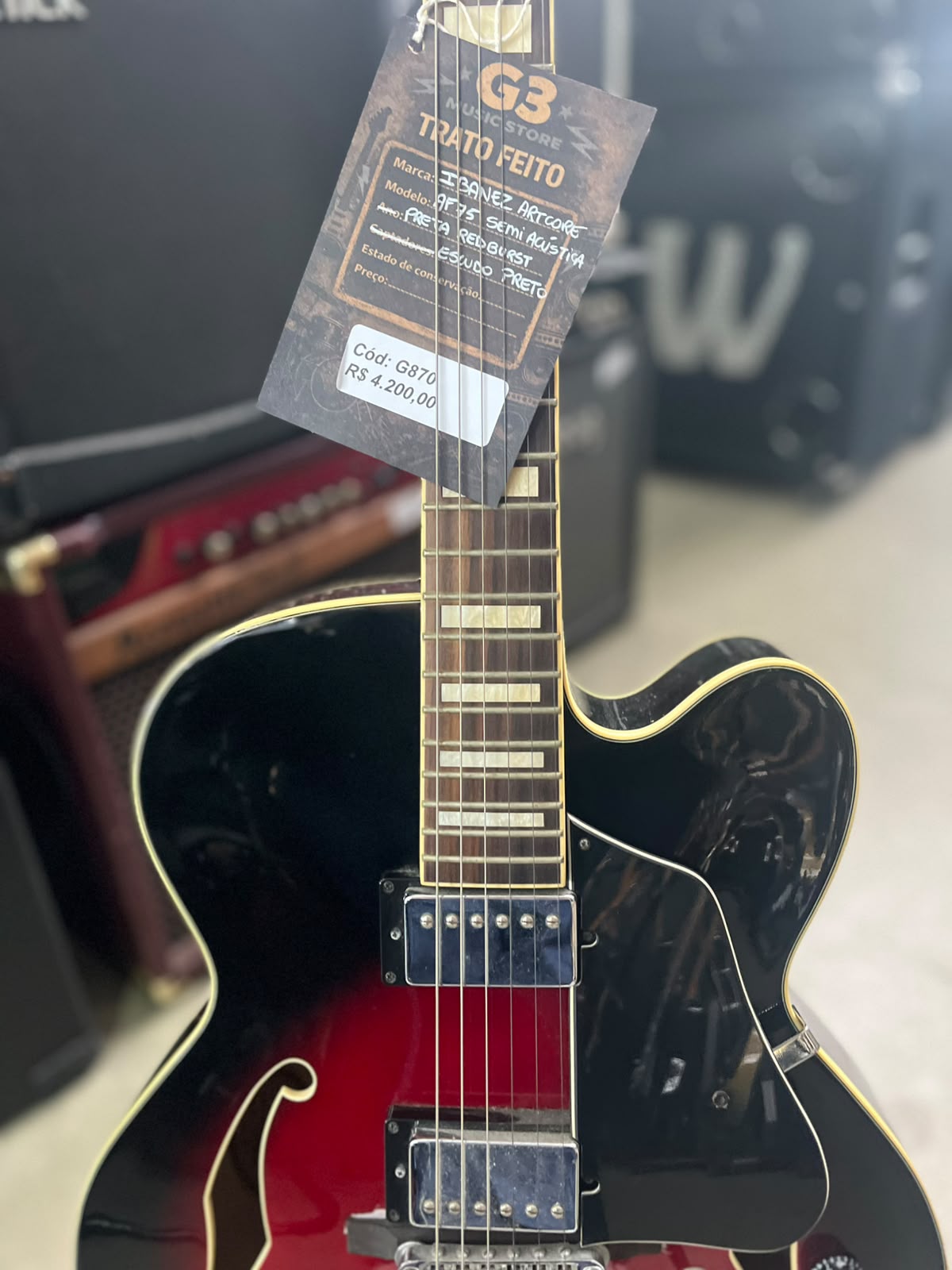 Guitarra Ibanez Artcore AF75 Semi acústica preta Redburst escudo preto miniatura 4