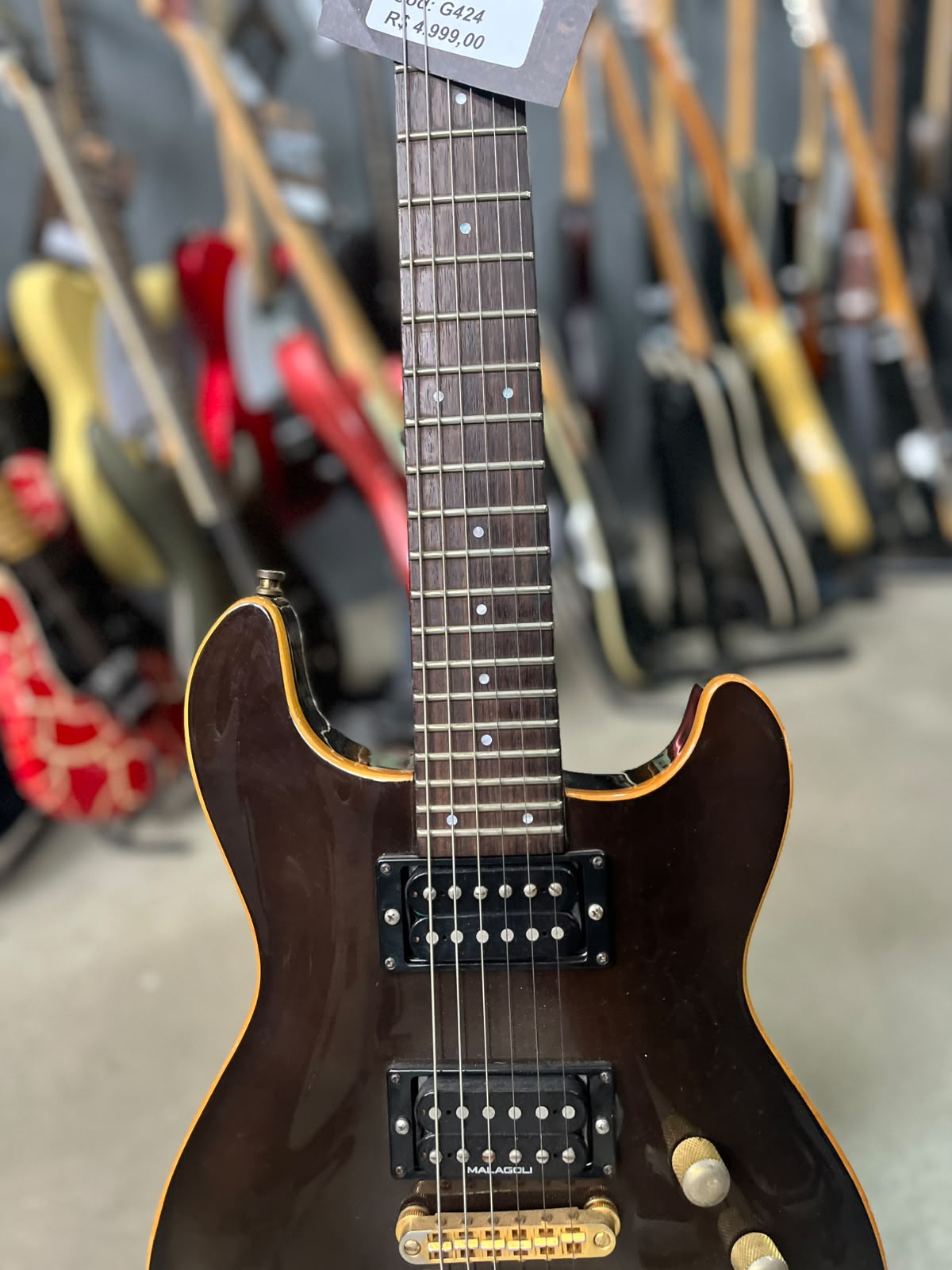 Guitarra Marca Fernandes  Japonesa miniatura 4