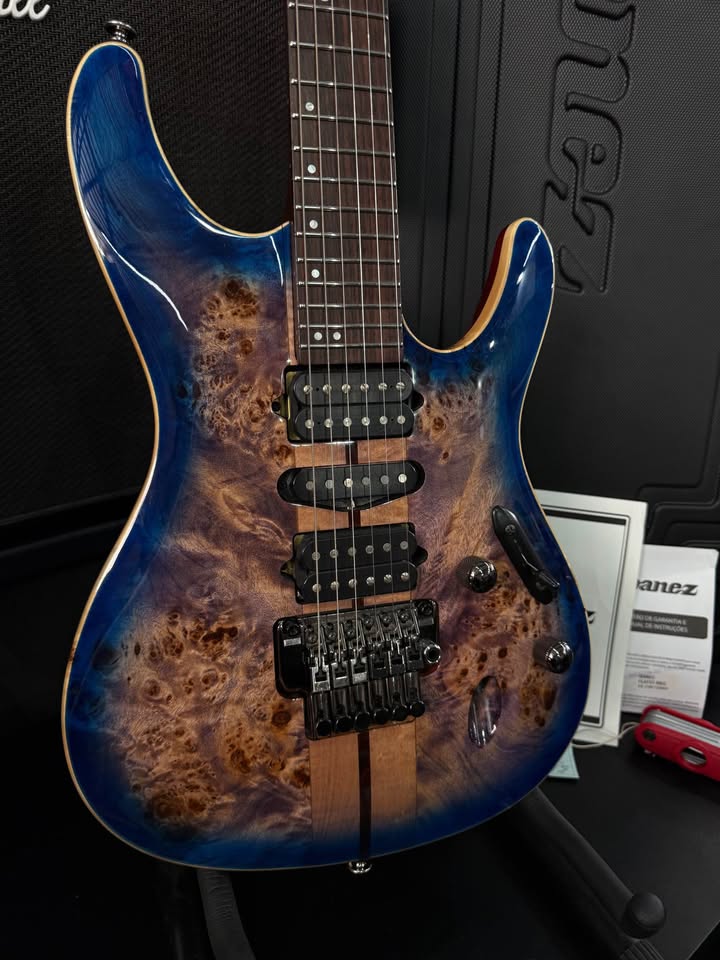 Guitarra Ibanez premium S1070PBZ-CLB Cerulean Blue Burst miniatura 6