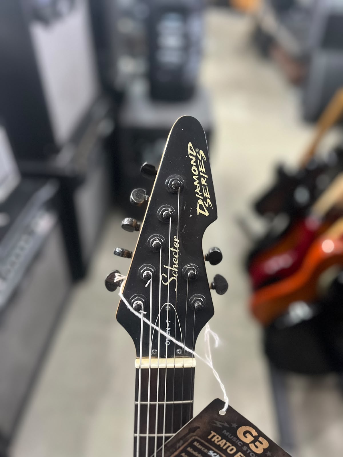 Guitarra Marca Schecter Modelo: Diamond Séries 7 Cordas miniatura 5