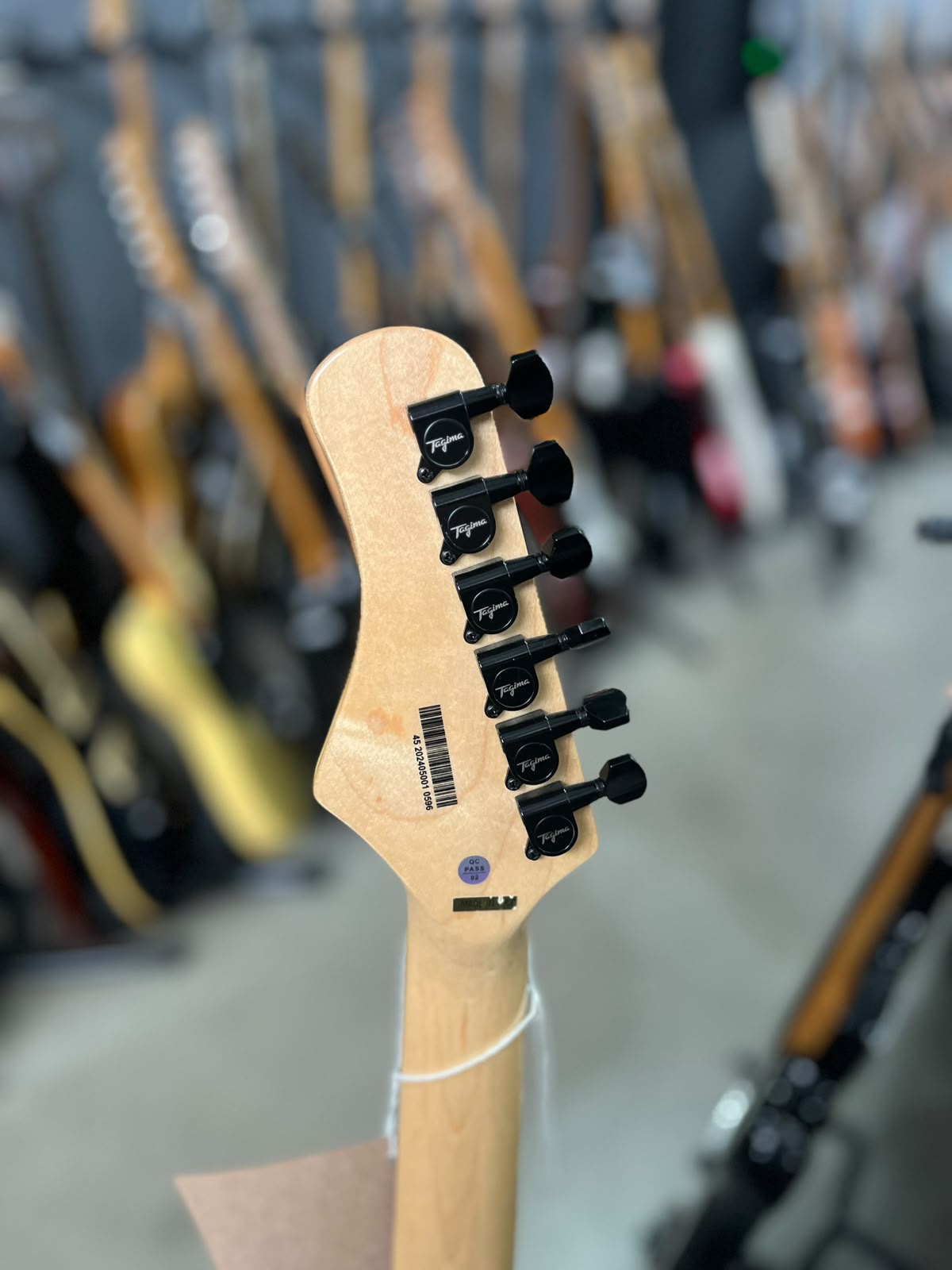 GUITARRA TAGIMA SIXMART CINZA ESCUDO PRETO miniatura 6