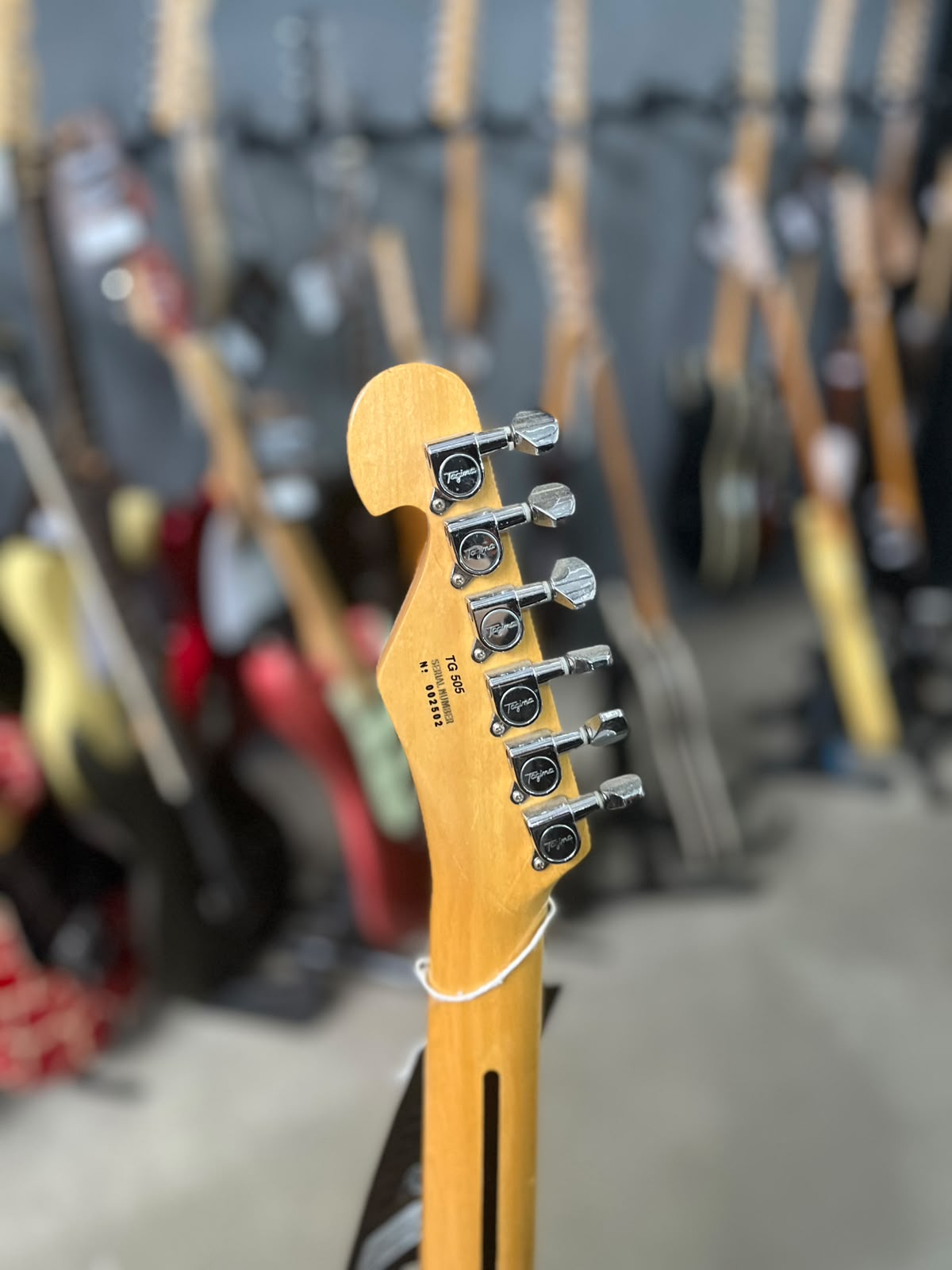 Guitarra Marca tagima – Modelo telecaster miniatura 7