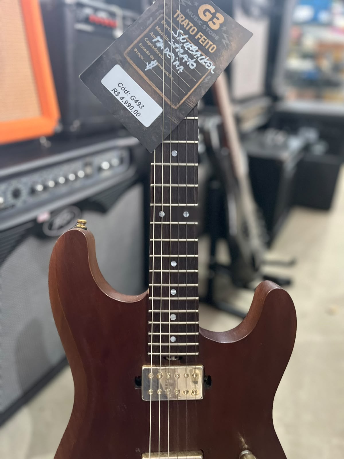 GUITARRA STUDEBACKER STRATO MADEIRA miniatura 4