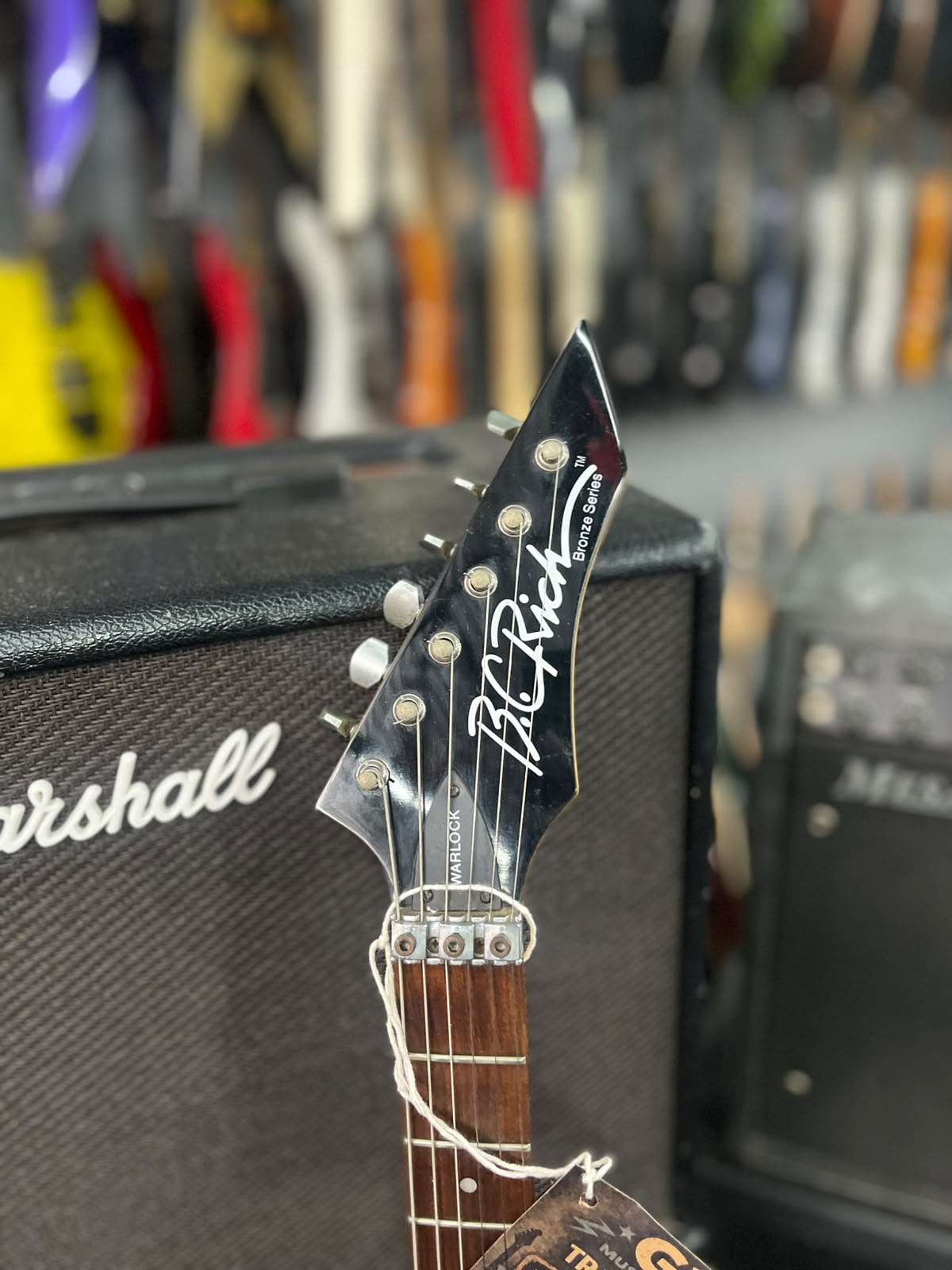 Guitarra BC Rich warlock preta com floyd miniatura 6