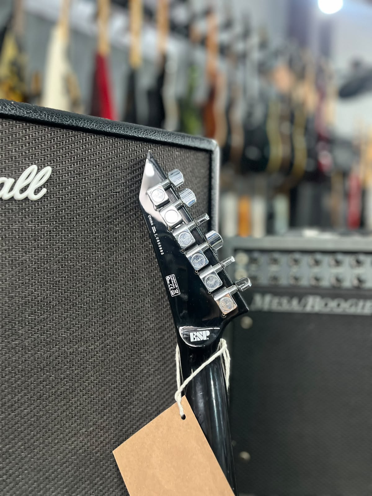 Guitarra Marca LTD modelo: Explorer EX50 miniatura 7