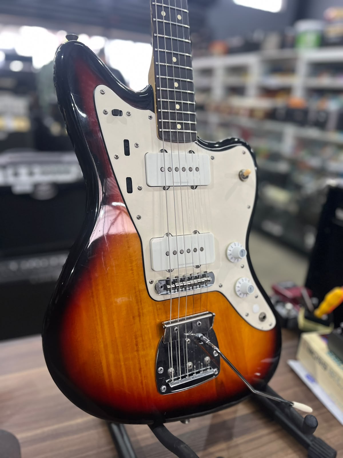 Guitarra Squier JazzMaster Modified miniatura 3