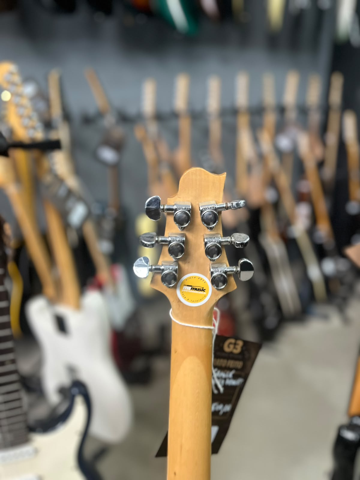Guitarra Marca Samick Greg Bennett miniatura 7